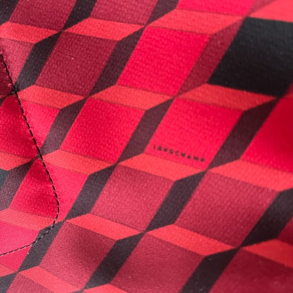 Longchamp Small Le Pliage Tote Red Geo Pattern Patent Leather - Picture 6 of 7